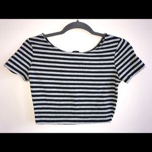 {FOREVER XXI} Black/Grey Crop Top